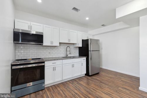 5210 Cedar Ave, Philadelphia PA  19143-1525 exterior