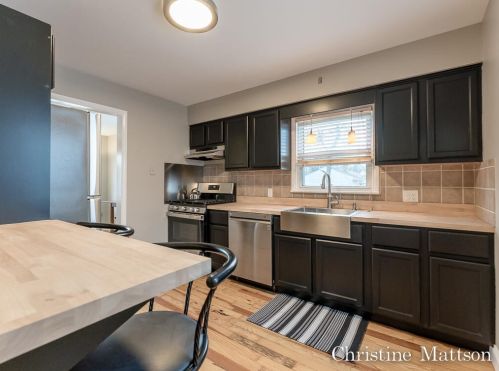 1970 Philo Ave, Meskegon MI  49441-1463 exterior