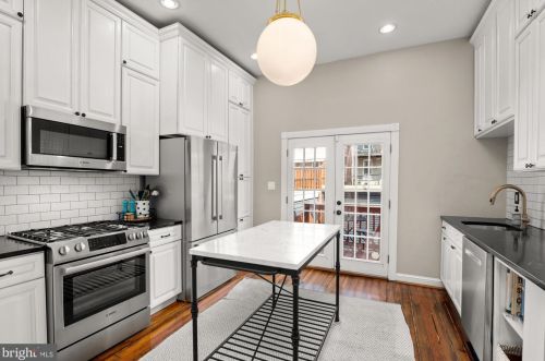 42 Quincy Pl, Washington DC 20001-1107 exterior