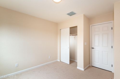 9558 Marsh Wren Pl, Tucson AZ 85742-8455 exterior