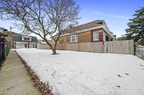 6638 Albany Ave, Chicago IL 60629-2908 exterior