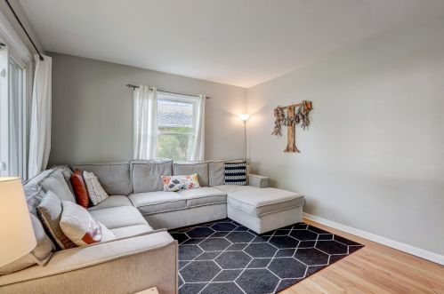 3727 99th St, Milwaukee WI  53222-2421 exterior