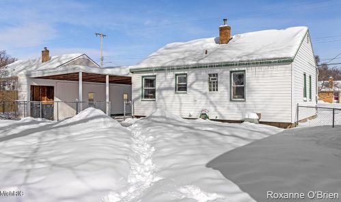 730 Oakcrest St, Wyoming MI exterior