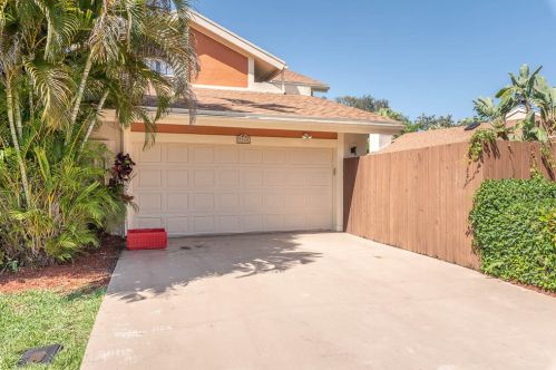 7789 Kenway Pl, Boca Raton FL  33433-3323 exterior