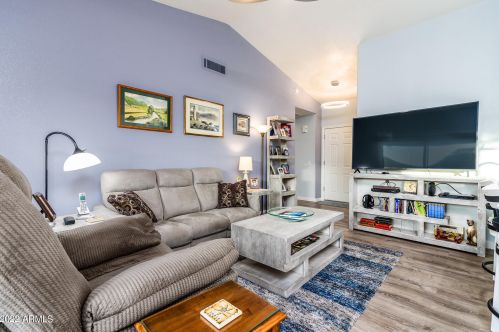 6692 Cypress Point Dr, Chandler AZ  85249-4332 exterior