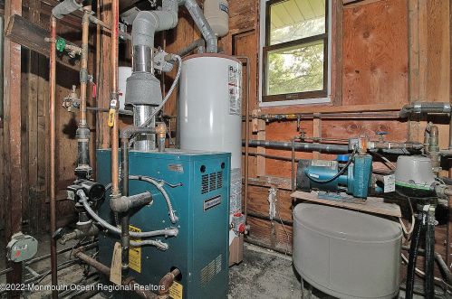 1413 Daytona Rd, Lacey NJ 08731-5016 exterior