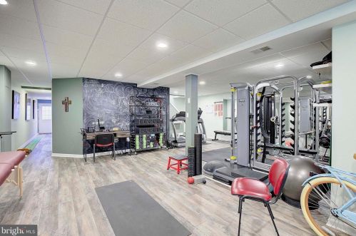 60 Radcliffe Dr, Huntingtown MD 20639-8701 exterior