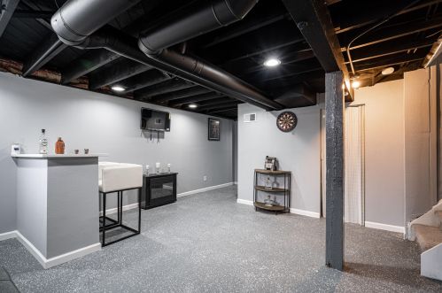 5946 40th St, Milwaukee WI  53209-3923 exterior