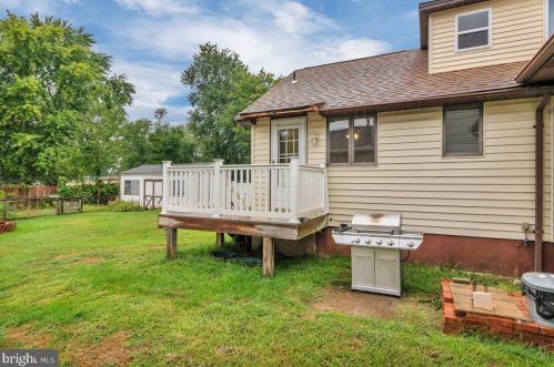 803 Rambler Ave, Runnemede NJ 08078-1027 exterior