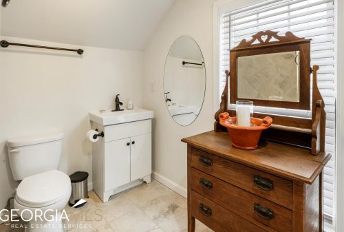 1317 Mercer Ave, Atlanta GA  30344-5010 exterior