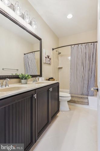 7741 Water St, Fulton MD 20759-2558 exterior