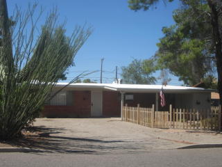 6062 20th St, Tucson, AZ 85711-5216