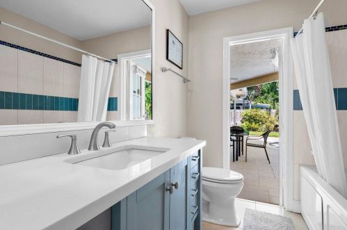 960 20 St, Boca Raton FL 33486-6832 exterior