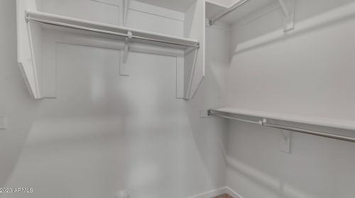 8513 22 Dr, Phoenix AZ 85041-7712 exterior