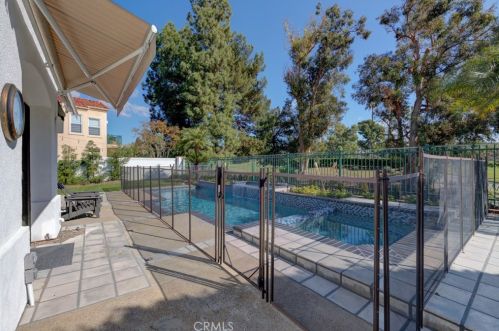 12080 Riviera, Tustin CA  92782-1203 exterior