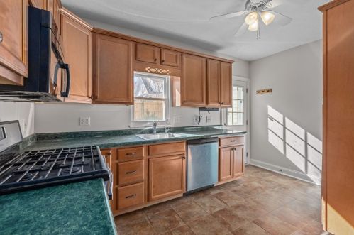 1014 Rdg Ave, Moon Twp PA 15108-2140 exterior