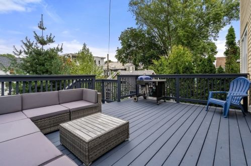 73 Fletcher St, Boston MA 02131-1918 exterior