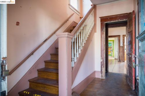 2318 Webster St, Berkeley CA 94705-2550 exterior