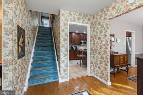 441 Moreland Rd, Huntingdon Valley PA 19006-7803 exterior