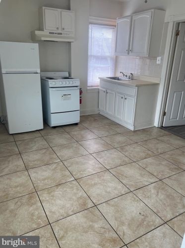 1026 Fillmore St, Philadelphia PA  19124-2925 exterior