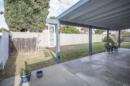 423 Cienaga Dr, Fullerton CA 92835-1103 exterior