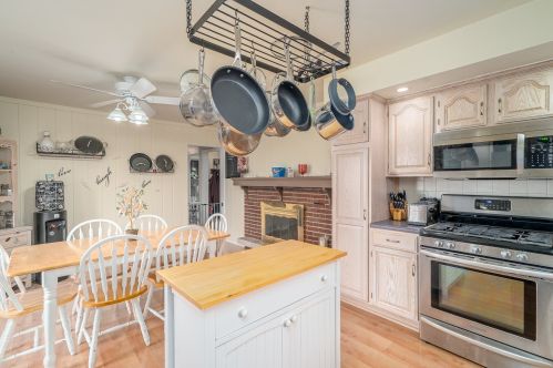 612 Madison St, Joliet IL 60435-6543 exterior