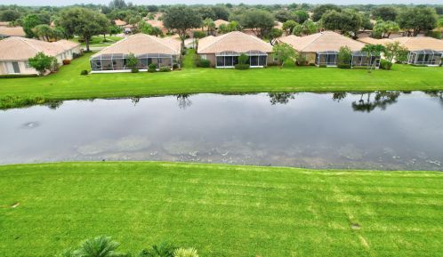 5827 Is Reach Ln, Boynton Beach FL exterior