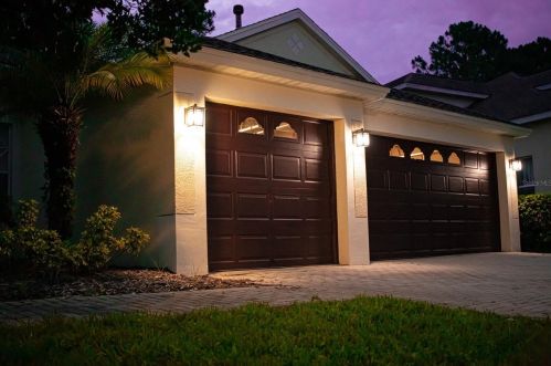 10413 Canary Isle Dr, Tampa, FL 33647-2713