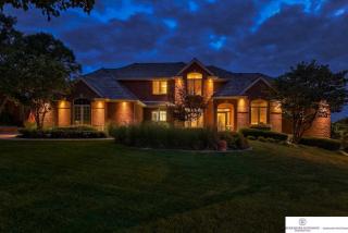 4012 176th Cir, Omaha, NE 68130-2226