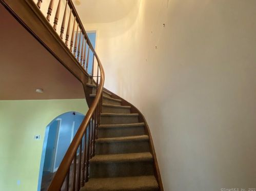 13 Franklin St, Wallingford CT 06492-4115 exterior