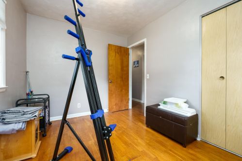 6813 Bratcher St, Kalamazoo MI  49024-3479 exterior