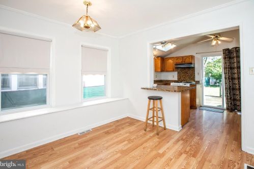 442 Lynwood Ave, Trenton NJ 08609-1711 exterior