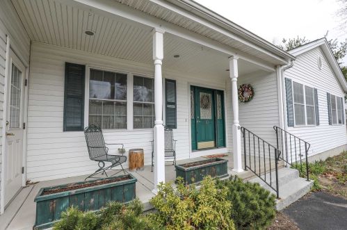 10 Quincy St, Concord, NH 03301-5341