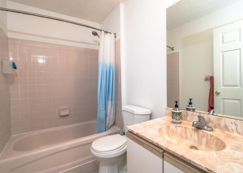 91 Inverness Dr, Edison NJ 08820-4654 exterior