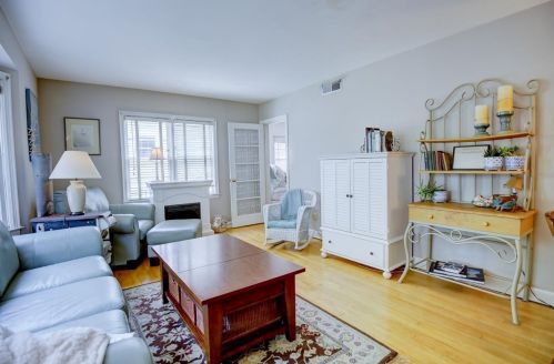 117 Marquette St, Madison WI 53704-5111 exterior