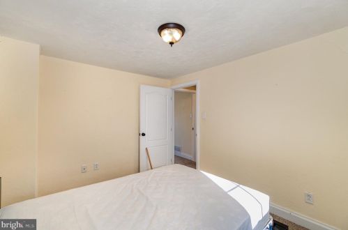 309 Walnut St, Hanover PA  17331-2537 exterior