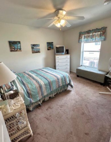 445 Ferris Dr, Fort Pierce FL 34983-1120 exterior