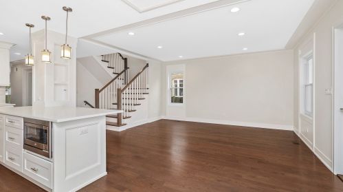 5135 Neenah Ave, Chicago IL  60656-3728 exterior