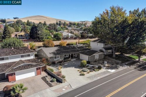 760 Citrus Ave, Concord CA  94518-2339 exterior