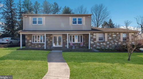 160 Kirk Dr, Huntingdon Valley, PA 19006-5425