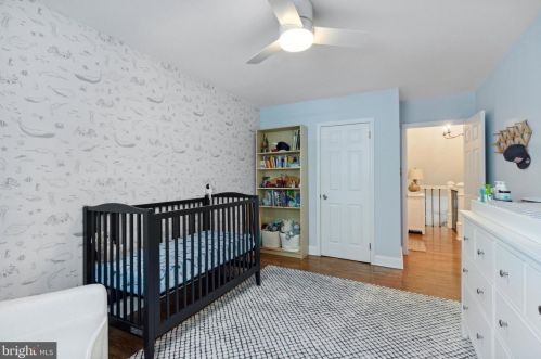 304 Pheasant Dr, Huntingdon Valley PA  19006-3038 exterior