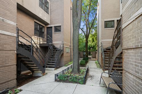 927 Wrightwood Ave, Chicago IL 60614-2303 exterior