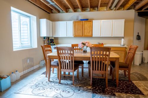 22560 Timbercrest Dr, Macomb Township MI 48044-6228 exterior