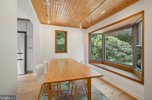 11822 Gordon Rd, Silver Spring MD  20904-2818 exterior