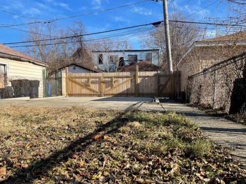 6657 Wabash Ave, Chicago IL  60637-3034 exterior