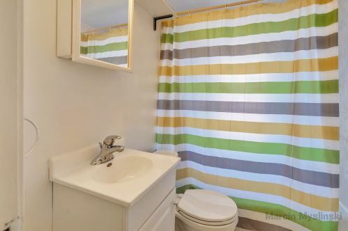 4153 Mason Ave, Chicago IL 60630-3143 exterior