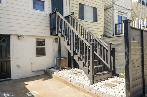 1630 F St, Washington DC 20002-4501 exterior