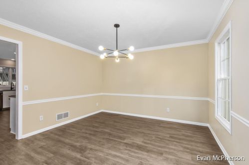 2114 Gettysburg Dr, Grand Rapids MI 49508-6560 exterior