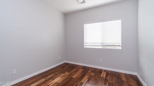 27626 18th Dr, Phoenix AZ  85085-5325 exterior