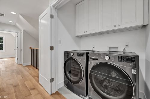 3025 Spaulding Ave, Chicago IL 60618-6808 exterior